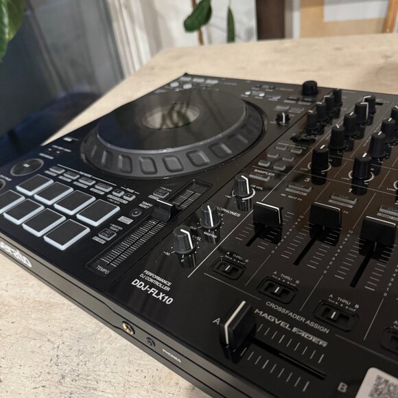 Pioneer DJ DDJ-FLX10 4-Channel DJ Controller - Picture 7 of 12
